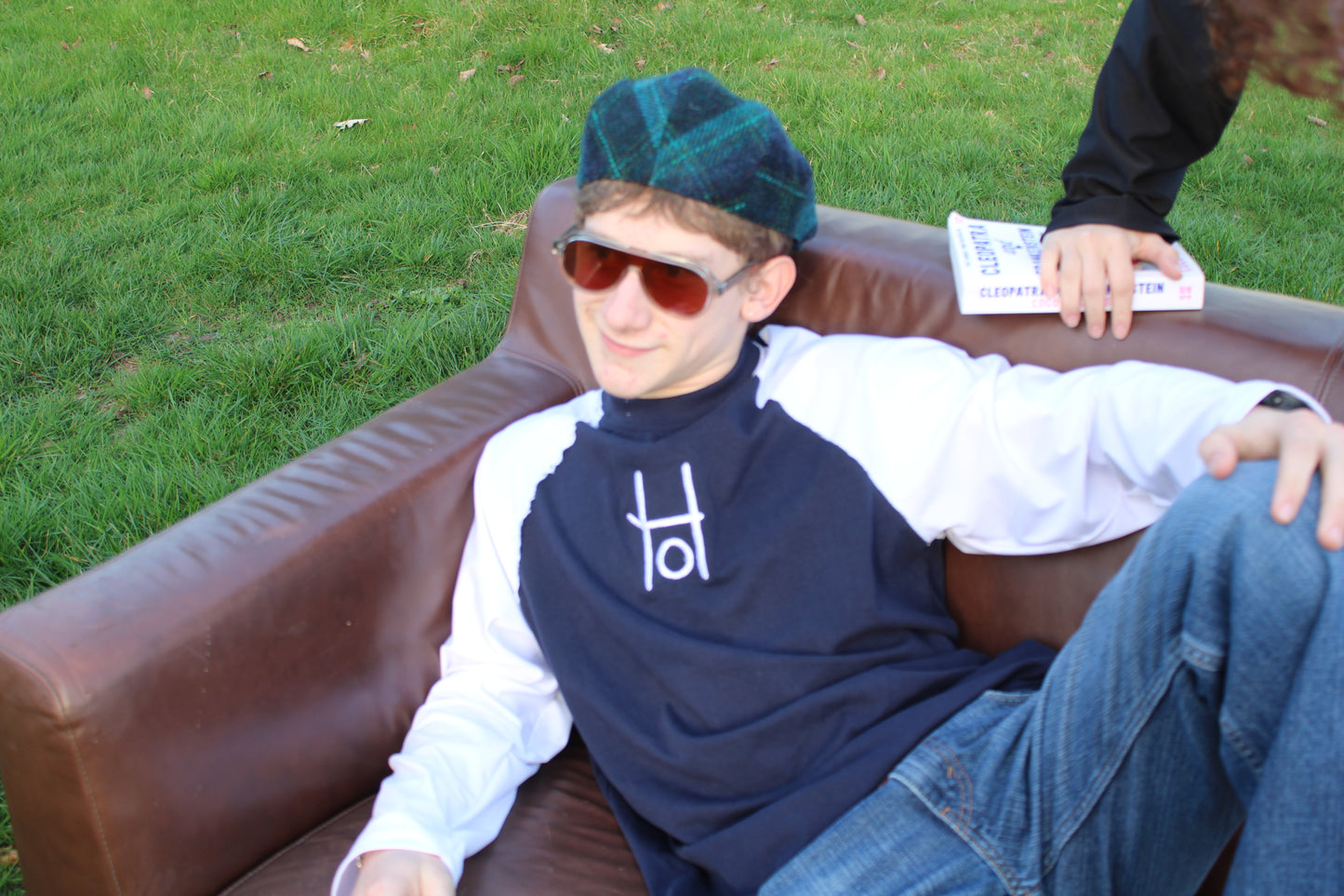 Longsleeve (Black/White)
